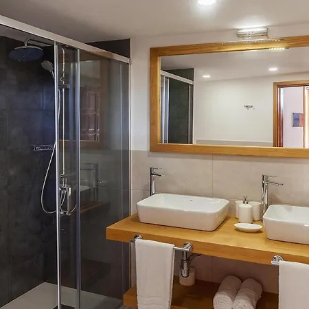 Apartman Vacation Rentals, *